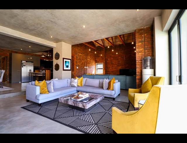 4 BEDROOM HOUSE FOR SALE IN COPPERLEAF ESTATE